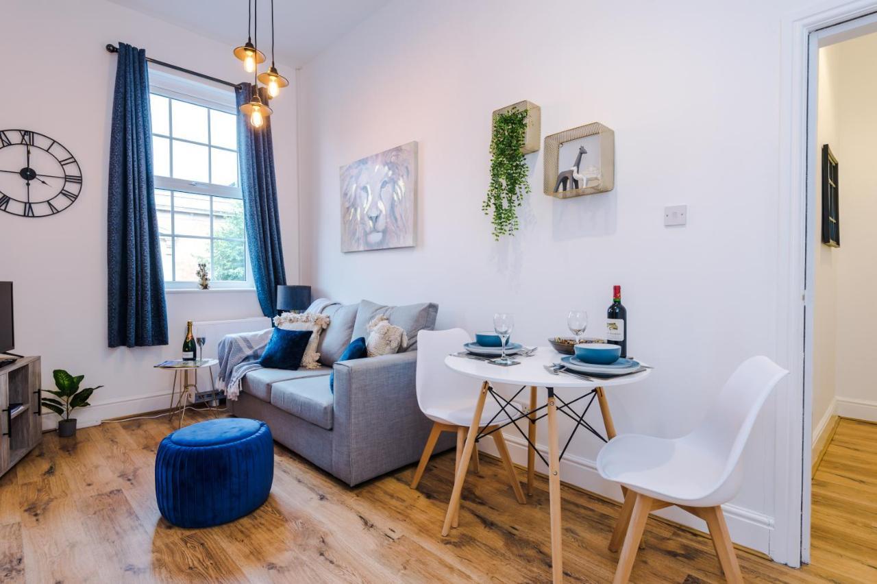 Bright 1-Bed Apartment In Chester By 53 Degrees Property, Ideal For Professionals & Couples, Great Location - Sleeps 4 Экстерьер фото