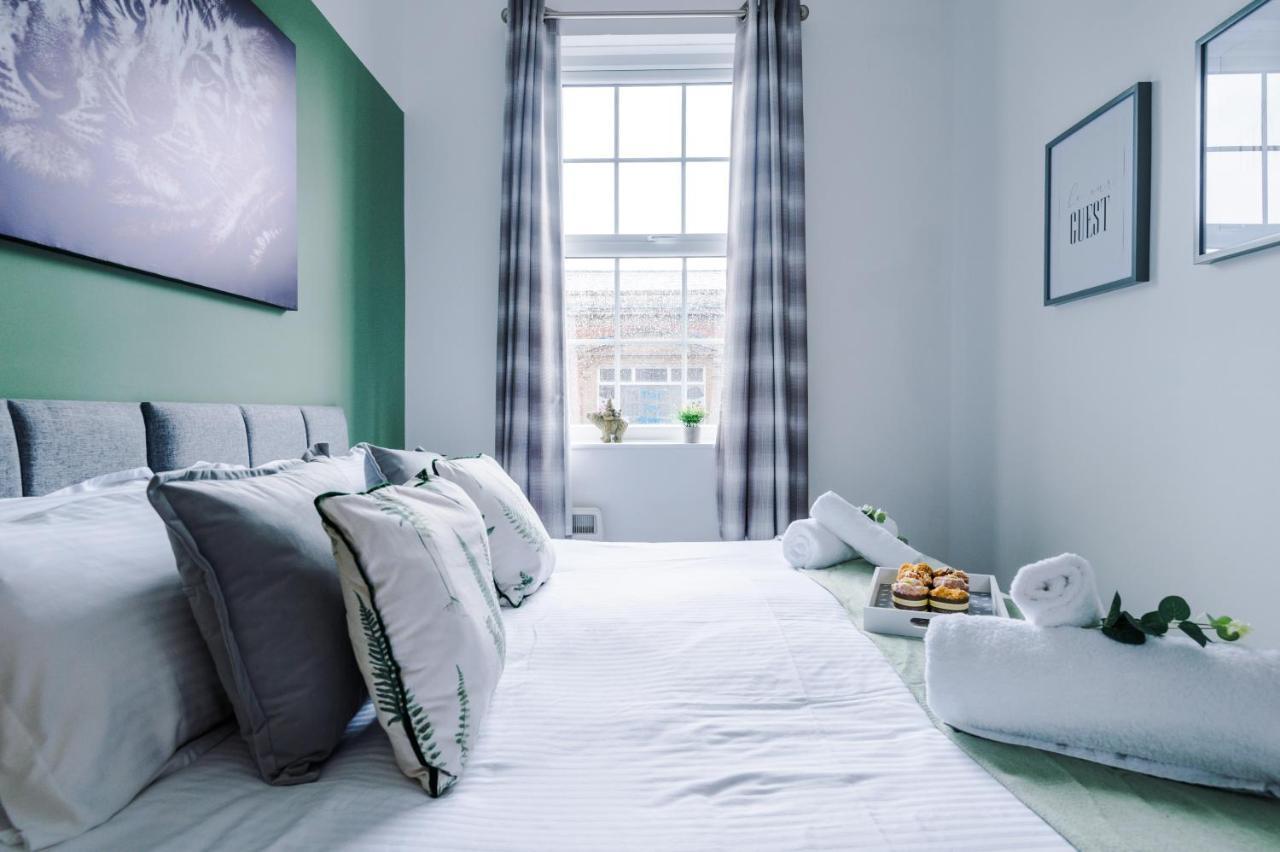 Bright 1-Bed Apartment In Chester By 53 Degrees Property, Ideal For Professionals & Couples, Great Location - Sleeps 4 Экстерьер фото